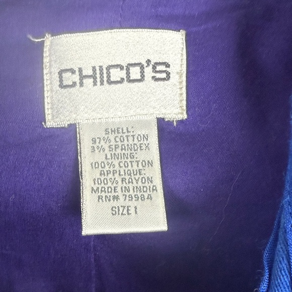 Chico's Royal Blue Classic Elegant Pin Tuck Hidden Button Blazer Jacket Size 1 - Picture 3 of 13